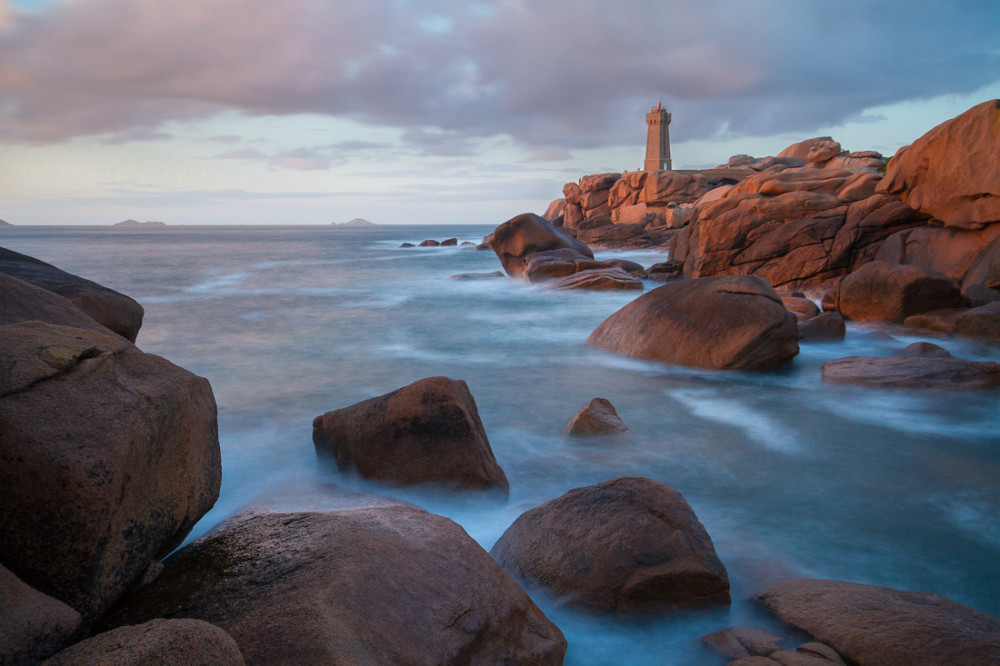 Pause longue sur Men Ruz