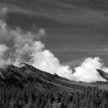 Nuages à l'assaut du Grand Manti