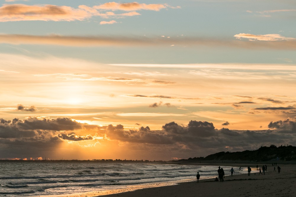 Coucher de soleil à Bois-Plage II